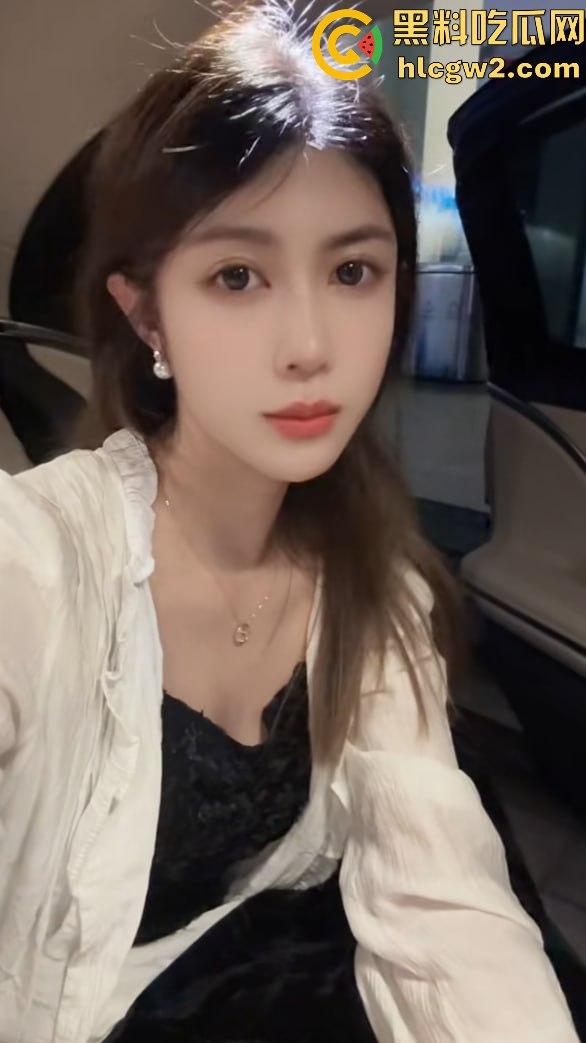 快手百万网红『铁岭小辉】大爆料 女友小师妹婚内偷情不雅视频流出，百万粉丝掉头离开，绿帽照曝光彻底塌房！-16