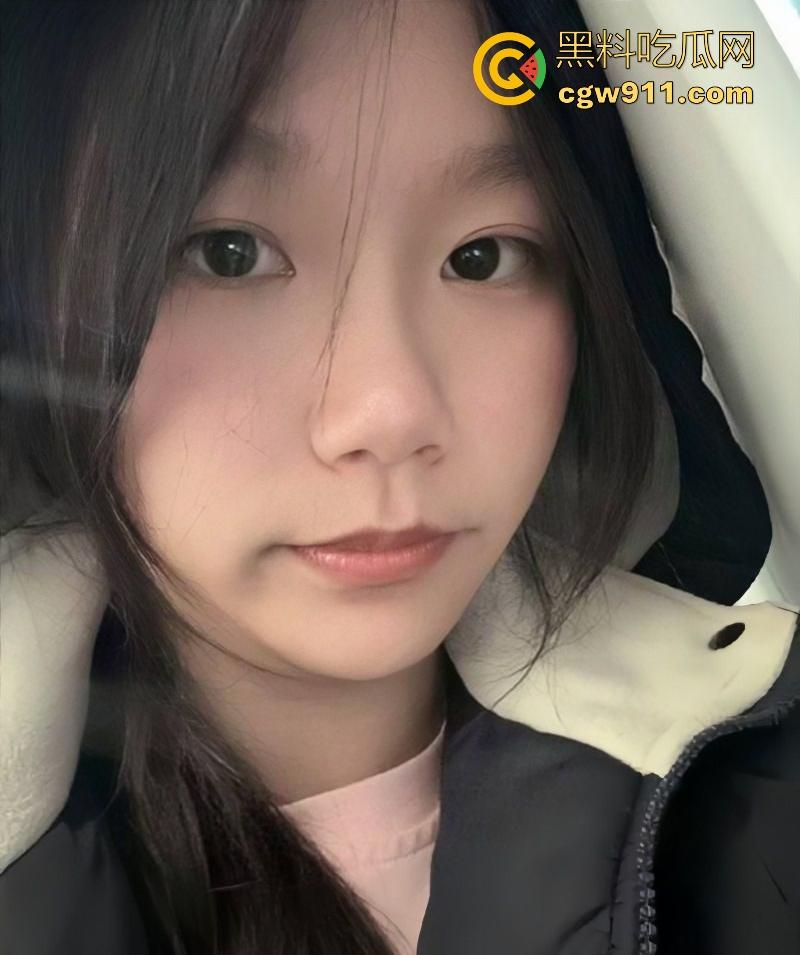 长沙理工学院【廖佳颖】清纯外表下淫荡母狗本性,女上位疯狂骑乘,骚劲像只发情的母狗。-4