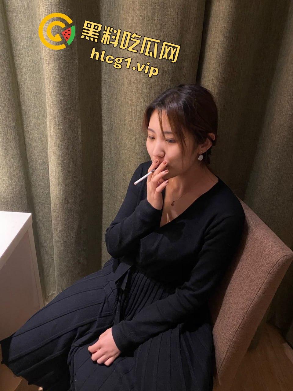 99年宁夏传媒学院美少女李婷啪啪自拍流出！大波嫩妹口活女上，反差婊的极致享受！-10